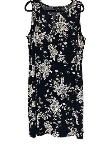 Roz & Ali Casual Dress (view 1)