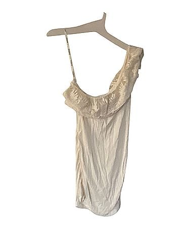 2b bebe Sleeveless Top (view 1)
