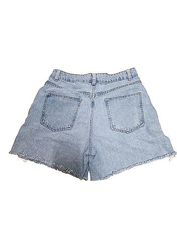 PrettyLittleThing Denim Shorts (view 2)