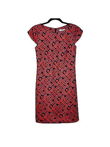 CK Bradley New York Shift Dress Casual Dress (view 1)
