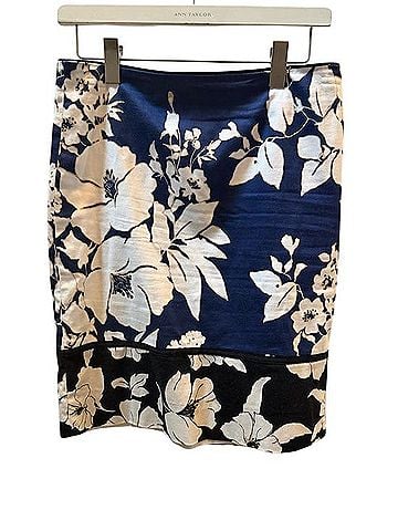 White House Black Market Casual Skirt (view 1)