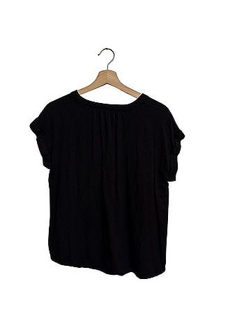 Liz Claiborne Short Sleeve Blouse (view 2)