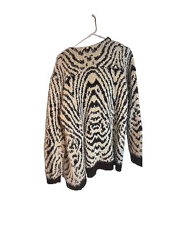 Allie & Rob Casual Sweaters (view 2)