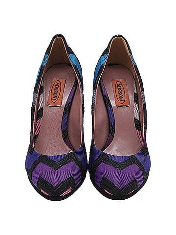 Missoni Missoni Zig Zag Print Pumps in Multicolor Canvas (view 2)