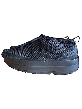 Oofos OOmg Mesh Low Sneakers (view 1)