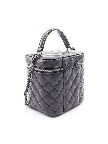 Chanel Chanel Matelassé Shoulder Bag/Handbag, Caviar Leather (Grained Calfskin), Women's, Black (view 2)