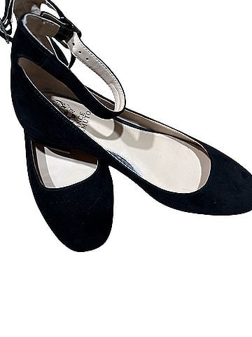 Vince Camuto ballet flats Heels (view 2)