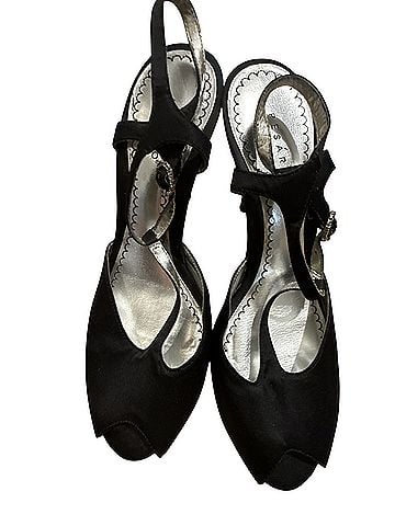 Pesaro Heels (view 1)