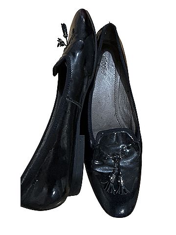 Nicole Miller Flats (view 2)
