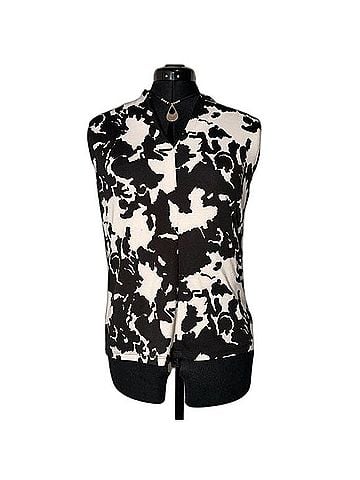 Kasper Sleeveless T-Shirt (view 1)