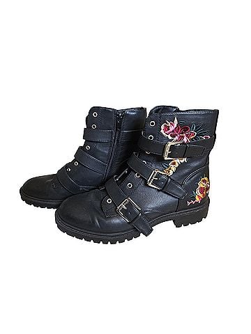 Guess Boots (view 1)