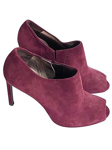 Stuart Weitzman Altamira Heels (view 1)