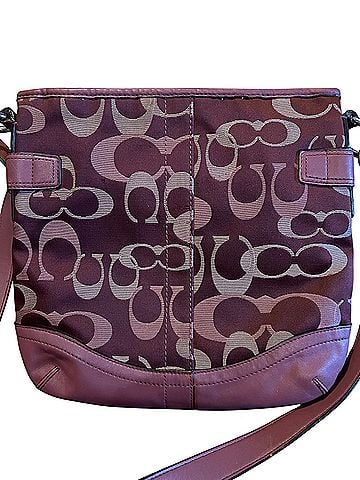 Coach Coach Penelope Optic Signature Chain Swingpack / Crossbody Bag Leather Crossbody Bag (view 2)