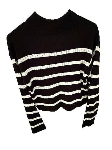 H&M Pullover Sweater (view 2)