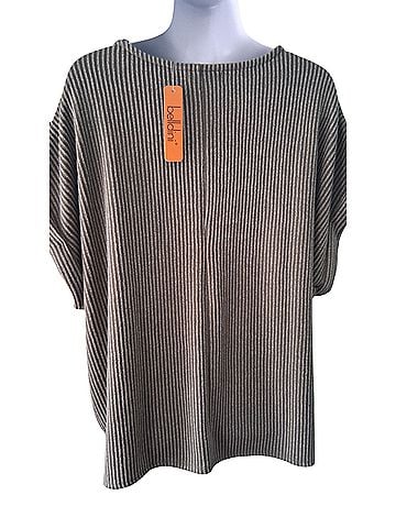 Belldini Short Sleeve Blouse (view 2)