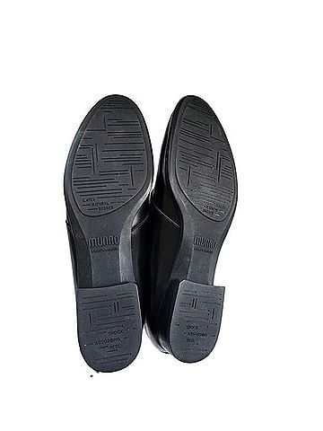 Munro American Sneakers (view 2)