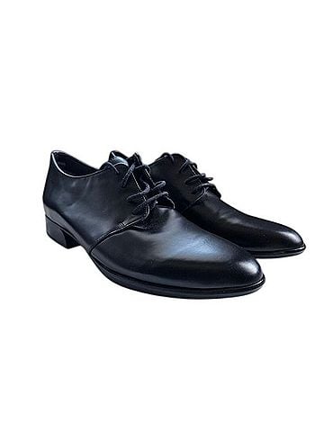 Munro American Sneakers (view 1)