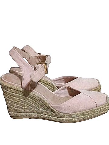 American Eagle Outfitters Wedges (view 2)