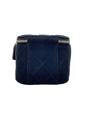 Chanel CHANEL Matelassé Shoulder Bag, Black (view 2)