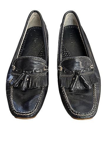 John Hanley For L.L. Bean Flats (view 1)