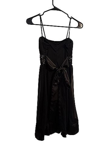 City Triangles Estilo Cocktail Dress (view 2)