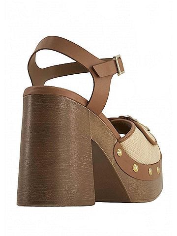 Andrea Women's Block Heel Sandal (view 2)
