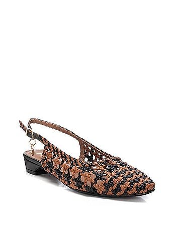 XTI Women's Braided Flats (view 2)