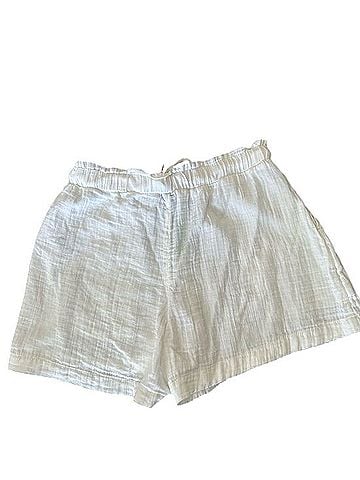 Gap Shorts (view 2)