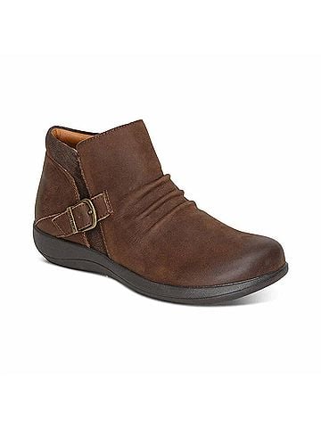 Aetrex Women's Luna Ankle Boot - Wide (view 2)