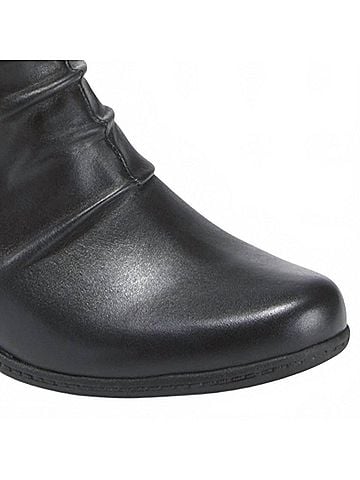 Earth Origins Women's Marietta Michelle Ankle Boots (view 2)