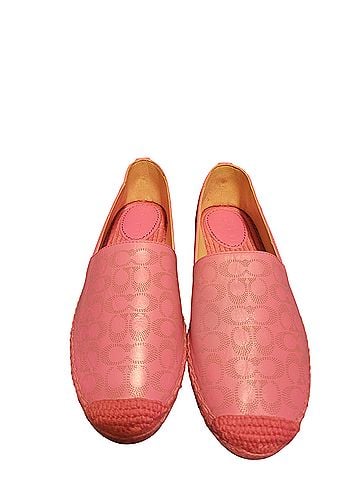 Coach Flats (view 1)