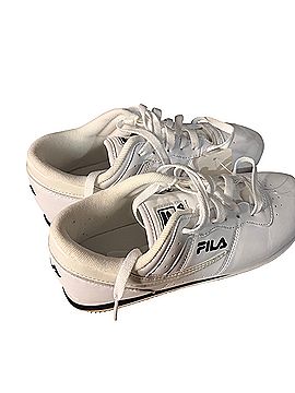 FILA Sneakers (view 2)