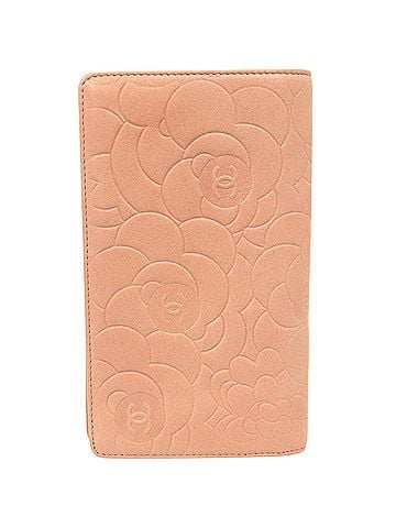 Chanel Chanel Coco Mark Camellia 11-series Lambskin Bi-fold Wallet Pink Beige 0470CHANEL (view 2)