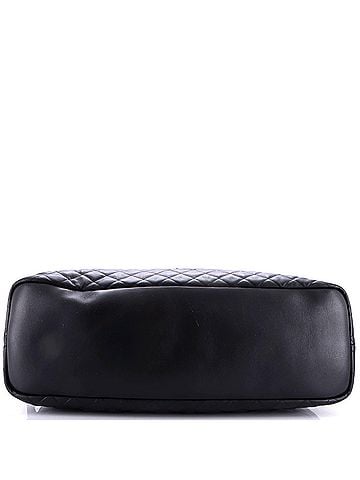 Saint Laurent ES Giant Travel Bag Quilted Leather (view 2)