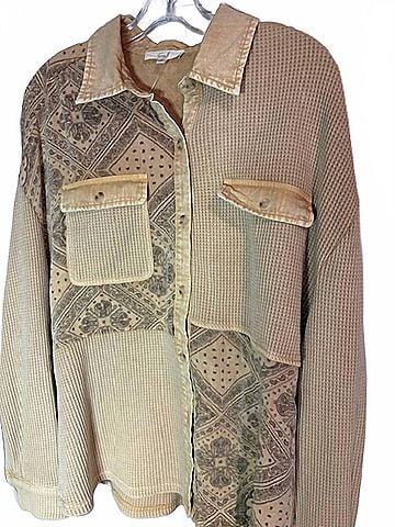 Easel Women's Light Print Mix Button Down Shirt in Toast (view 2)