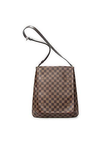 Louis Vuitton Musette (view 1)