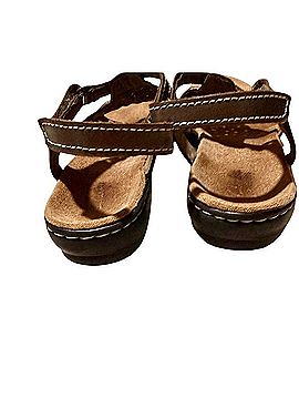 Clarks Leisa Lacie Sandals (view 2)