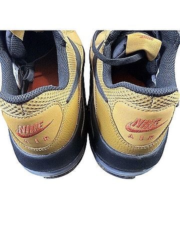 Nike Air Max 90 Sneakers (view 2)