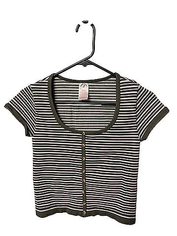 No Boundaries Short Sleeve Blouse (view 1)
