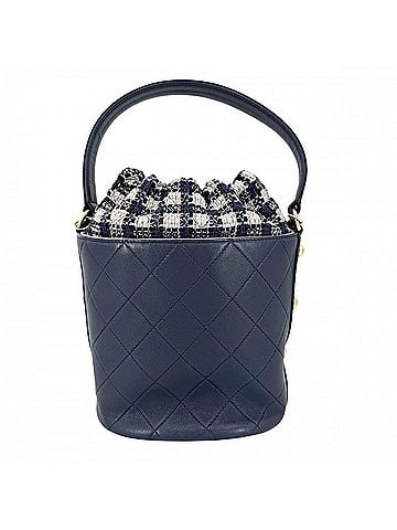 Chanel Chanel women's shoulder bag, Coco Mark Matelassé bucket drawstring, leather, navy blue, gold hardware. (view 2)