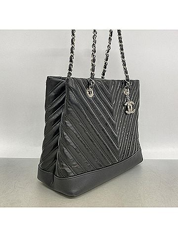 Chanel Chanel Tote Bag/Chain Tote, V-Stitch, Patent Leather, Black, Women's (view 2)