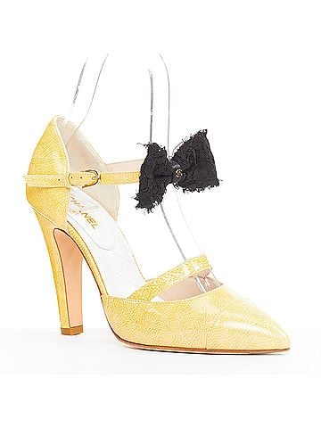 Chanel Chanel Patent Leather Bow Pumps (view 1)