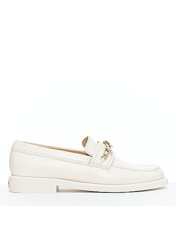 Chanel Chanel Heart Flower Charm Leather Loafers (view 2)