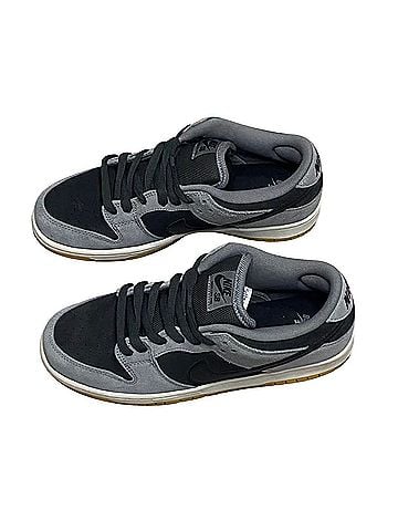 Nike Sneakers (view 2)