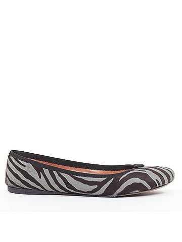 Alaïa Alaia Zebra Fur Bow Ballet Flats (view 2)