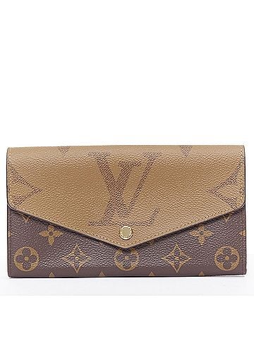Louis Vuitton Louis Vuitton Reverse Giant Canvas Wallet (view 1)