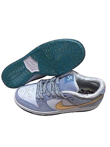 Nike Sneakers (view 2)