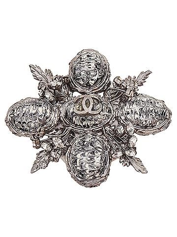 Chanel Chanel Cabochon Leaf Medallion Brooch (view 1)