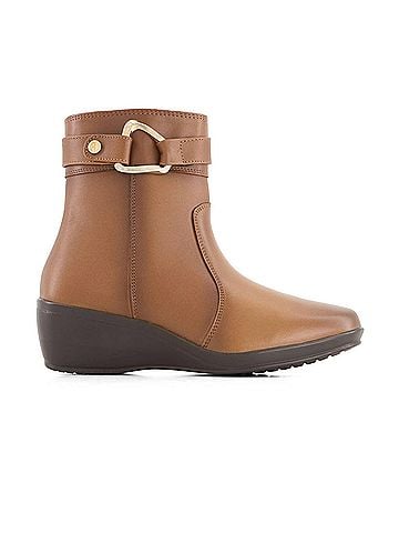 Andrea Women's Leather Booties (view 1)