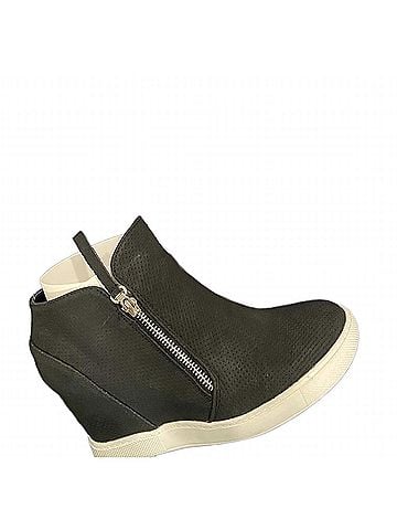 AMS Women's Janna-2 Shoes in Black (view 2)